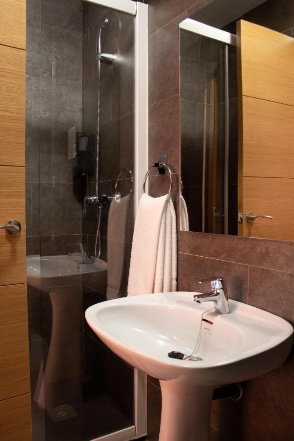 Hotel Manzanito Антекера Екстер'єр фото